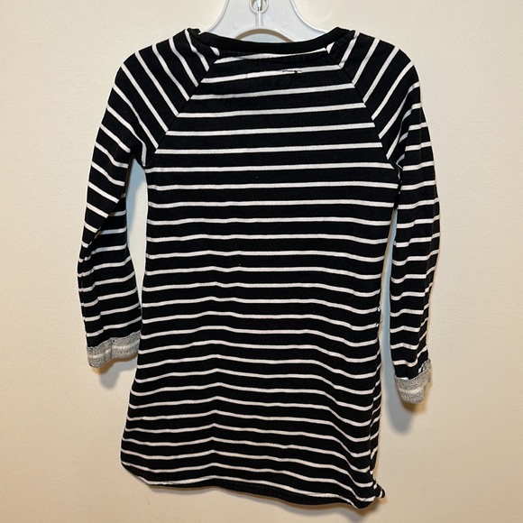 H&M L.O.G.G size 2-4 Dress - Picture 2 of 3